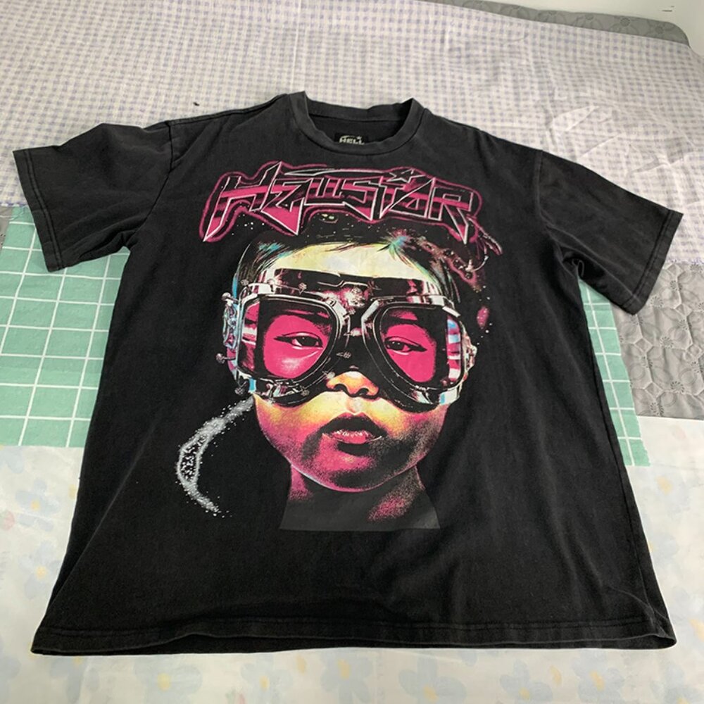 Hell Star Girl With Glasses Print Cotton Cropped T-Shirt Black